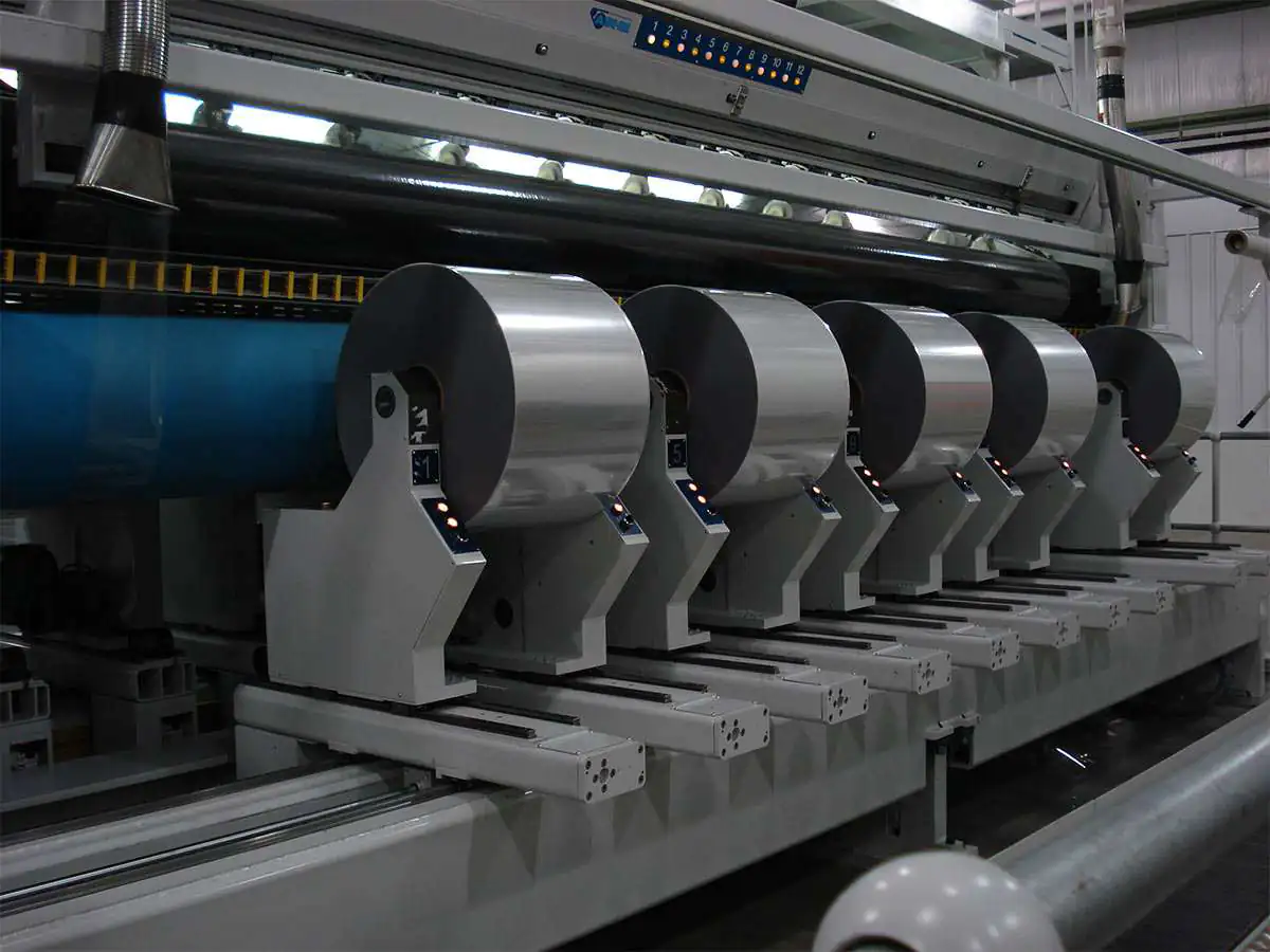 Estaciones múltiples con anchos de hendidura pequeños