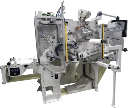 Rebobinador de torreta sin cola con aplicador automático de etiquetas para el cierre